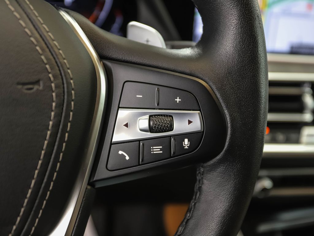 Thumbnail: 2022 BMW X5 - 13