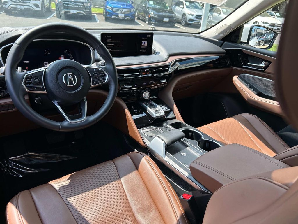 Thumbnail: 2023 Acura MDX - 8