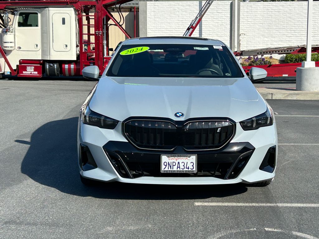 2024 BMW i5 eDrive40 8