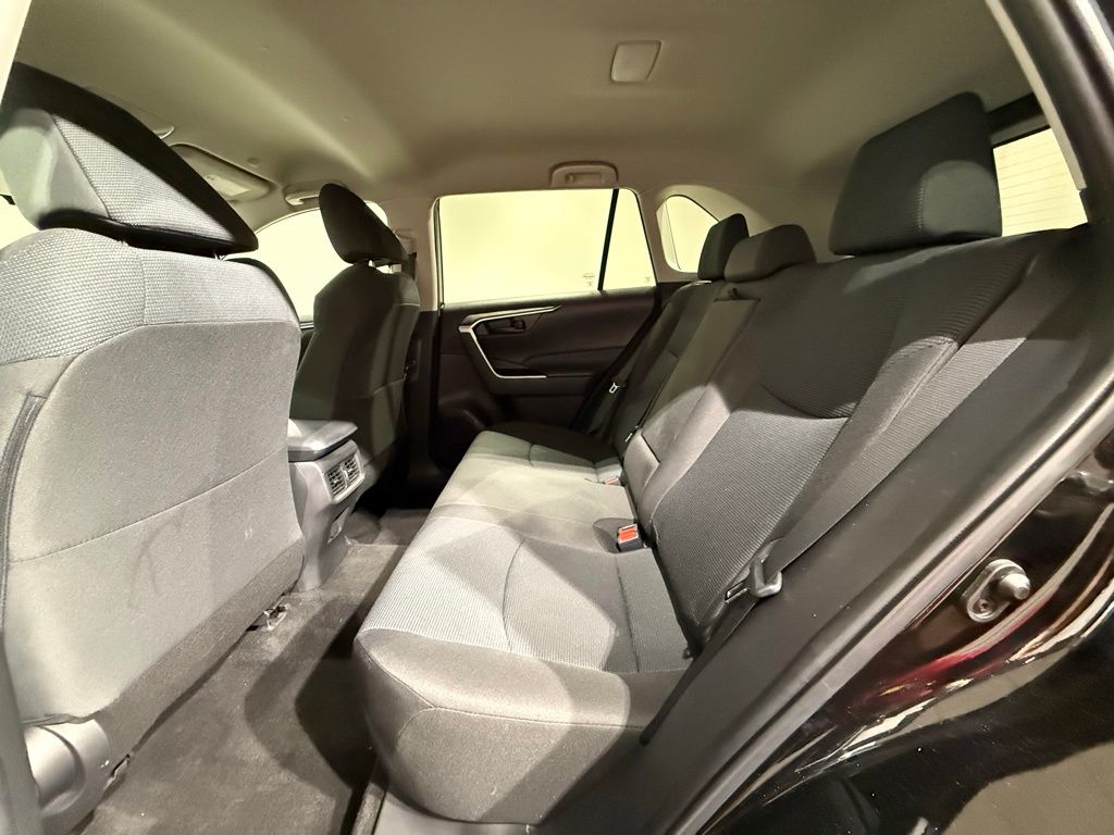 Thumbnail: 2023 Toyota RAV4 - 18