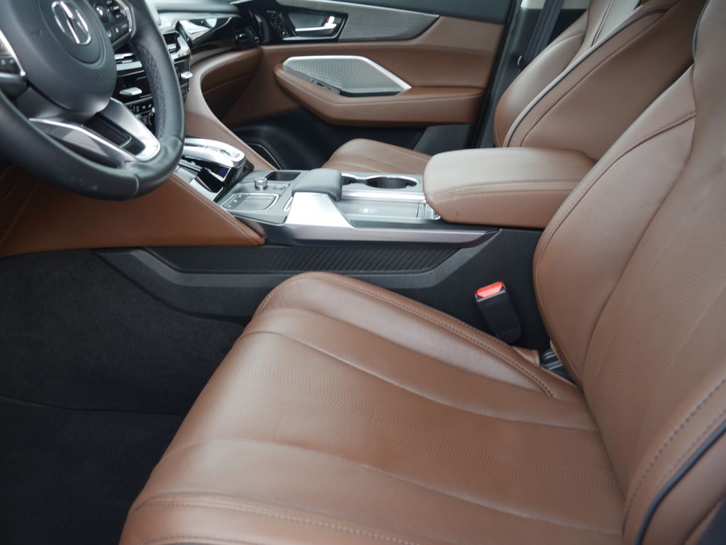 Thumbnail: 2023 Acura MDX - 20