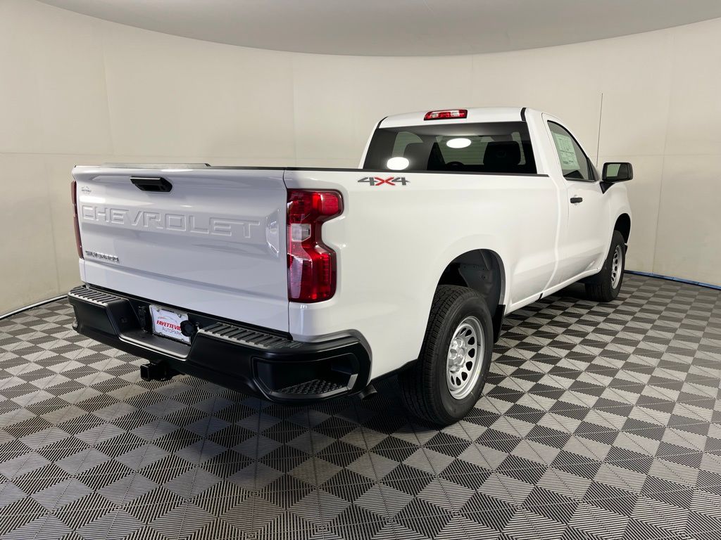 Thumbnail: 2026 Chevrolet Silverado 1500 - 5