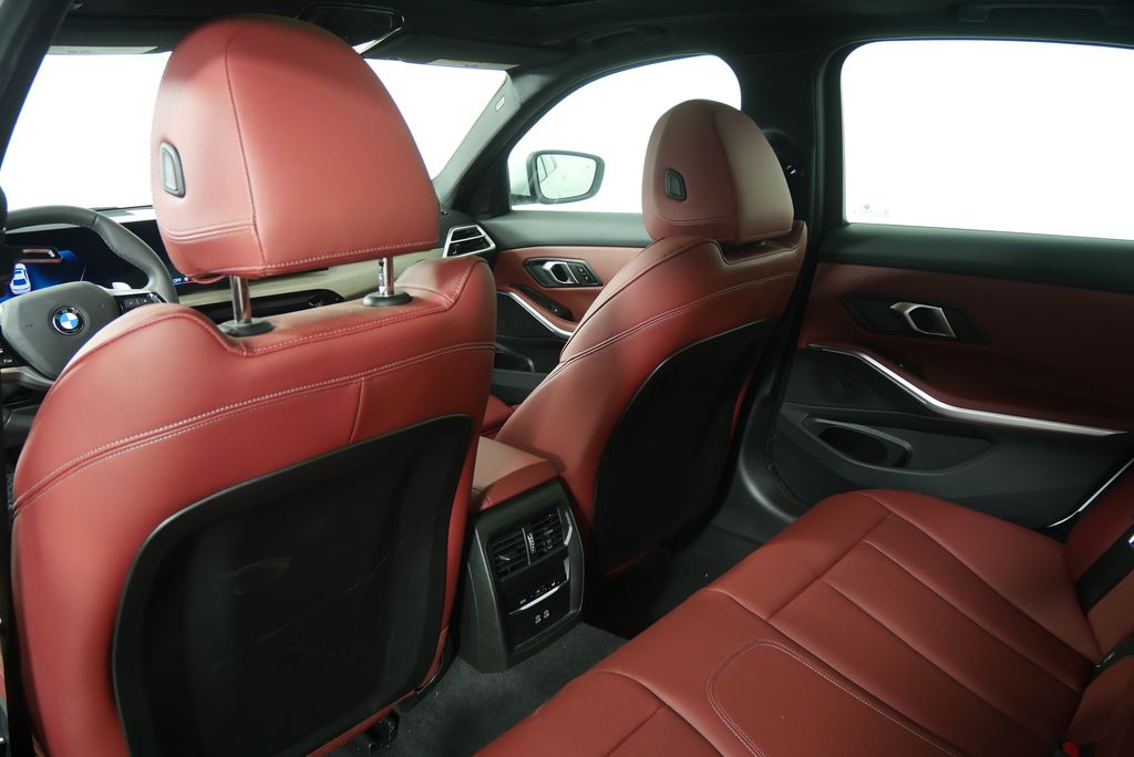 Thumbnail: 2025 BMW 3 Series - 17