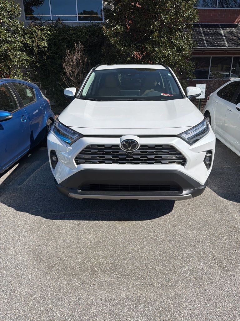 2023 Toyota RAV4 Limited FWD