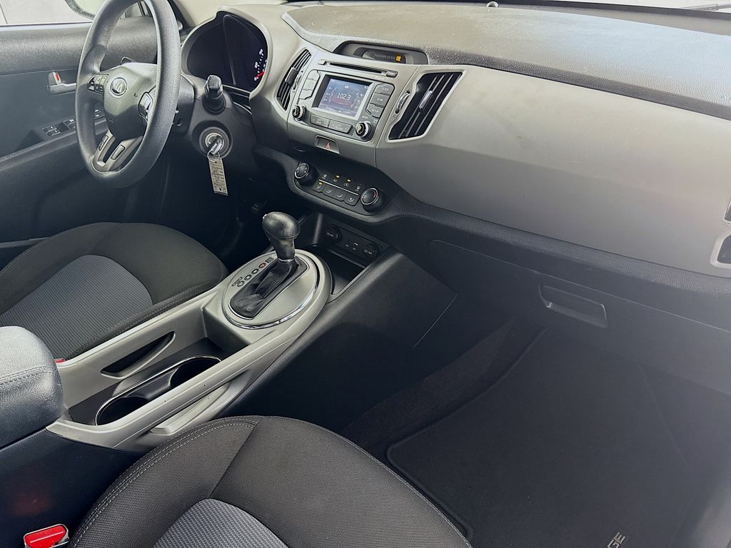 Thumbnail: 2016 Kia Sportage - 27