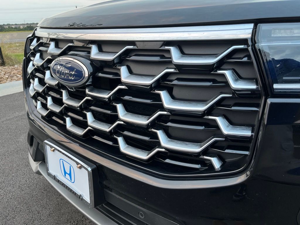 Thumbnail: 2025 Ford Explorer - 16