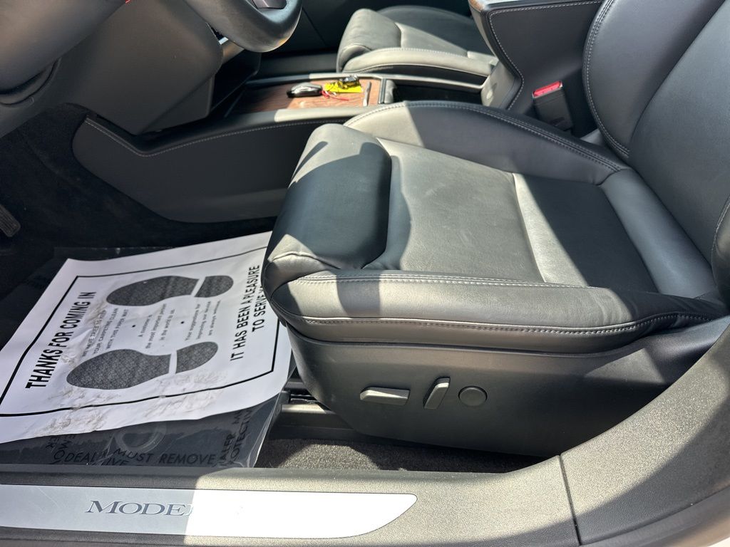 2020 Pearl White Multi-Coat Tesla Model S Long Range AWD Hatchback