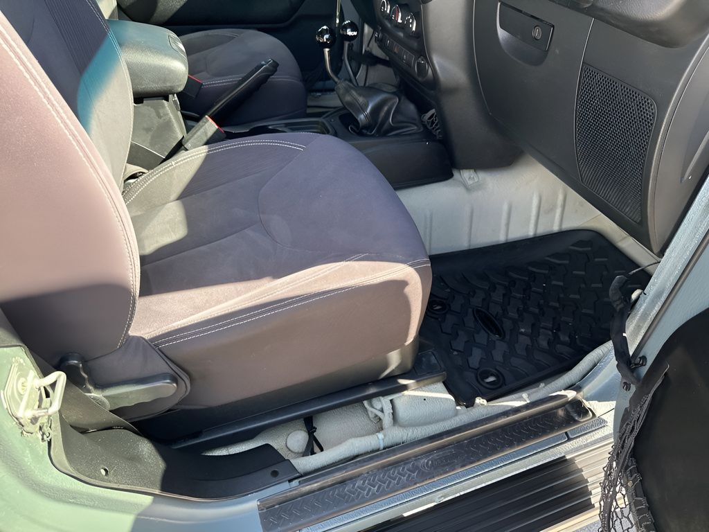 Used Car 2015 Jeep Wrangler  Rubicon For Sale Under $25,000 In Austin, Texas