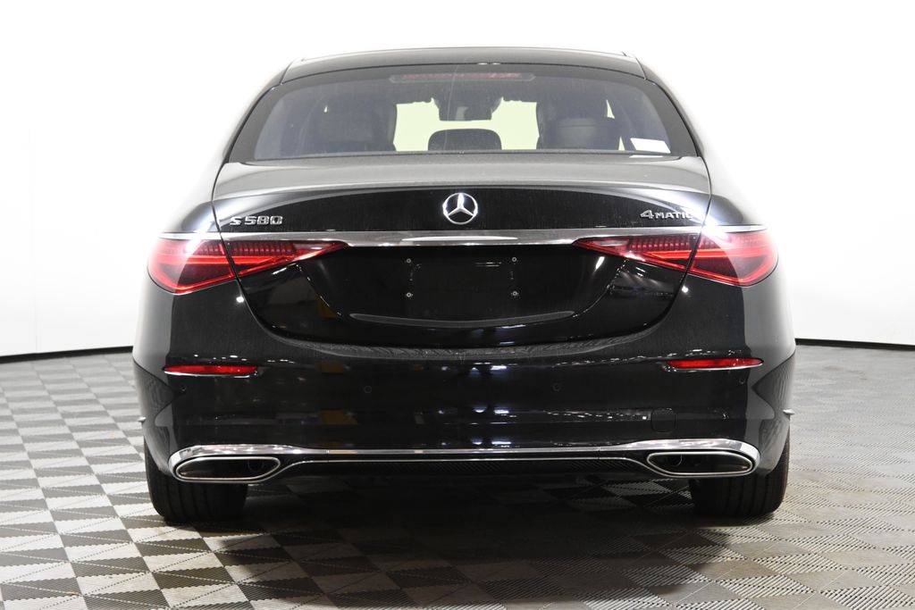 Thumbnail: 2022 Mercedes-Benz S-Class - 9