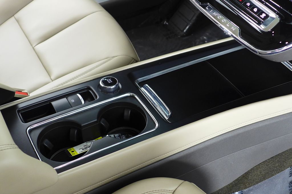 2023 Lincoln Corsair Standard 15