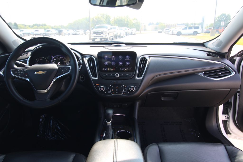 Used 2024 Chevrolet Malibu Sedan