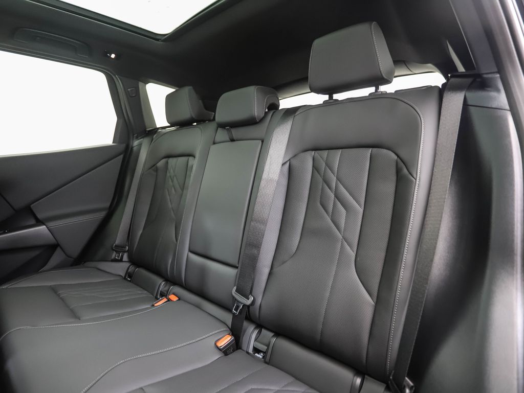 Thumbnail: 2026 BMW X3 - 24