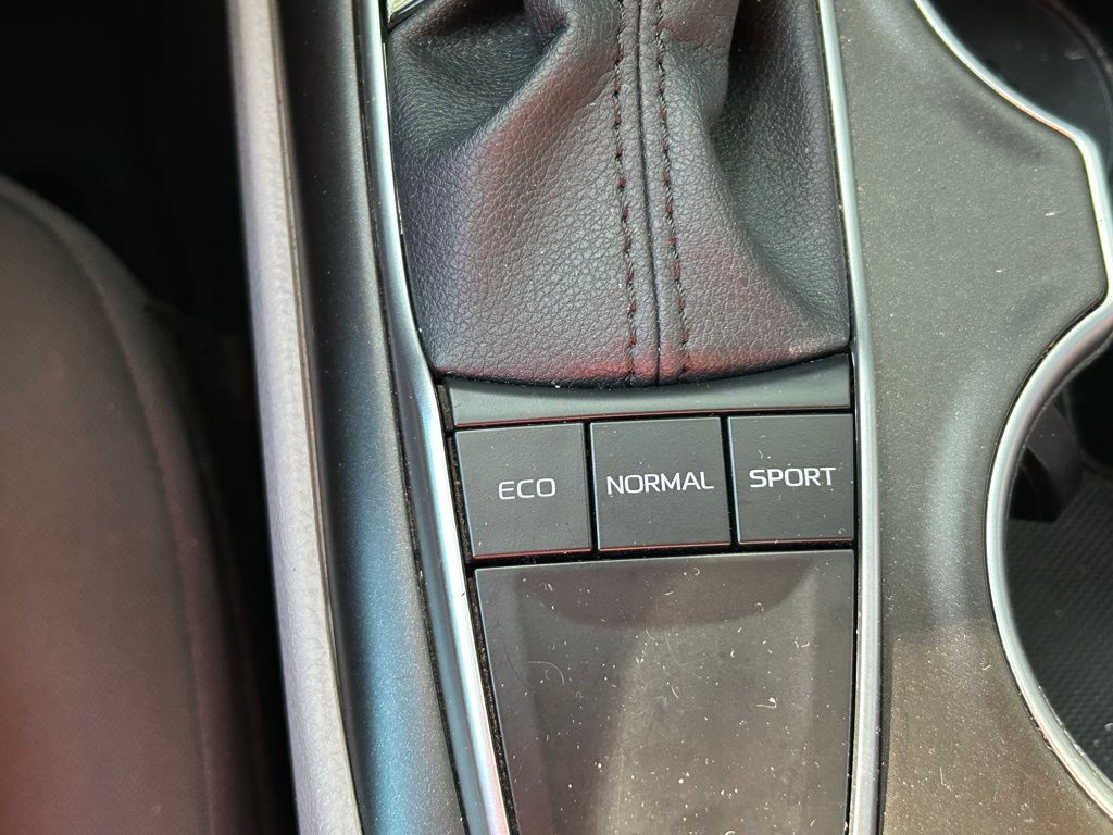 Thumbnail: 2023 Toyota Camry - 28