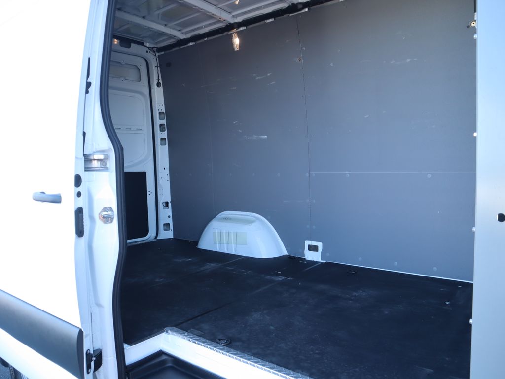 Thumbnail: 2024 Mercedes-Benz Sprinter - 23