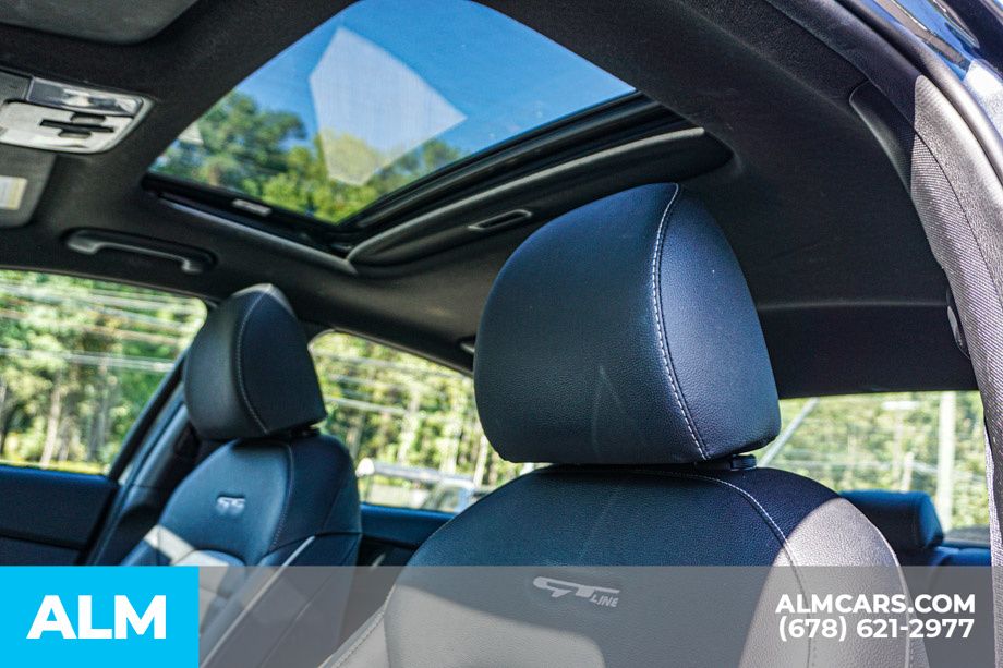 2023 Kia Forte GT-Line photo 12