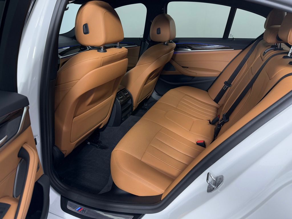 2022 BMW 5 Series 530i xDrive 17
