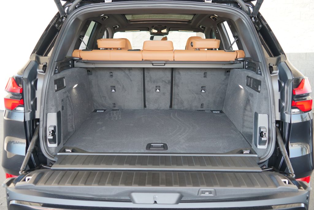 Thumbnail: 2026 BMW X5 - 20