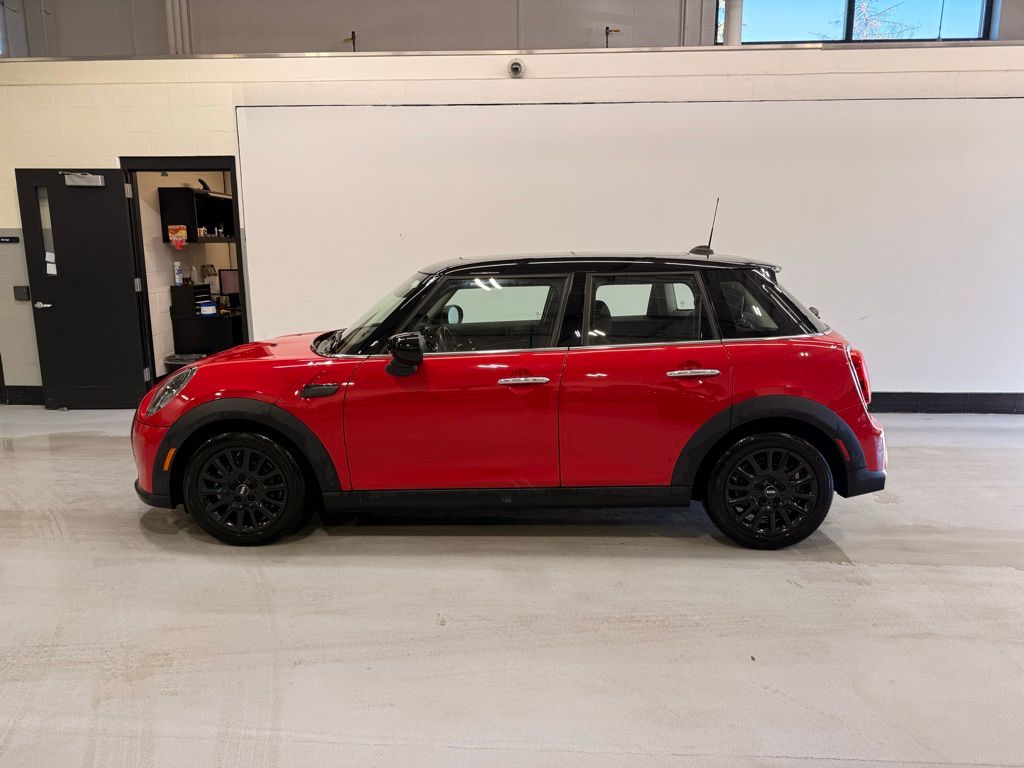 Thumbnail: 2022 MINI Cooper - 2