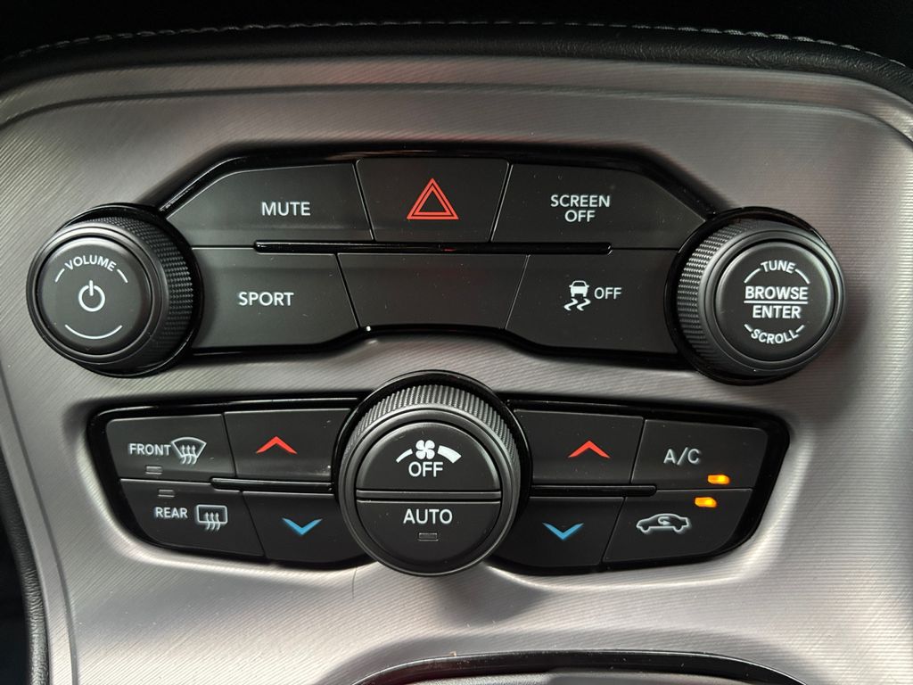 Used Car 2023 Dodge Challenger  Sxt For Sale Under $30,000 In Austin, Texas