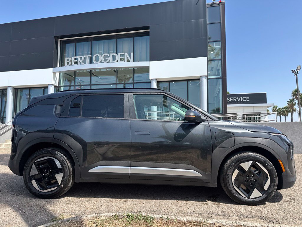 New 2027  Kia  image 3