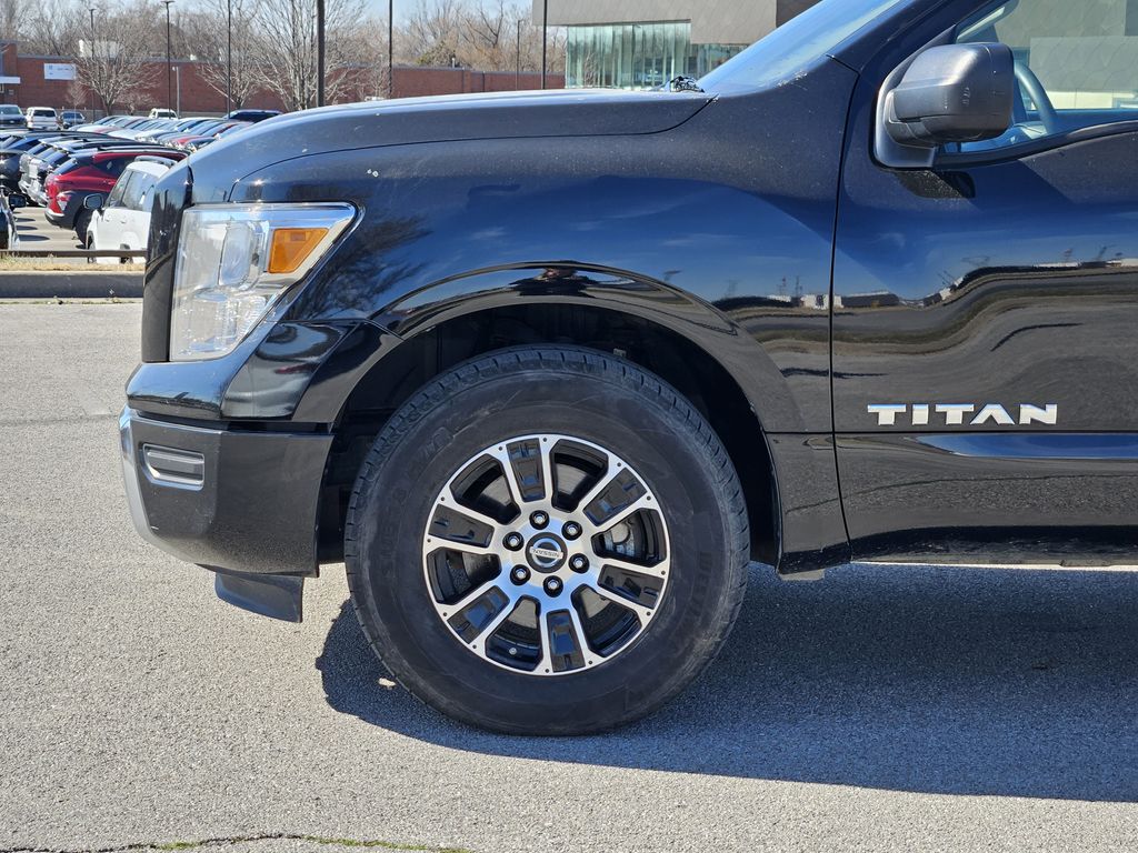 2022 Nissan Titan