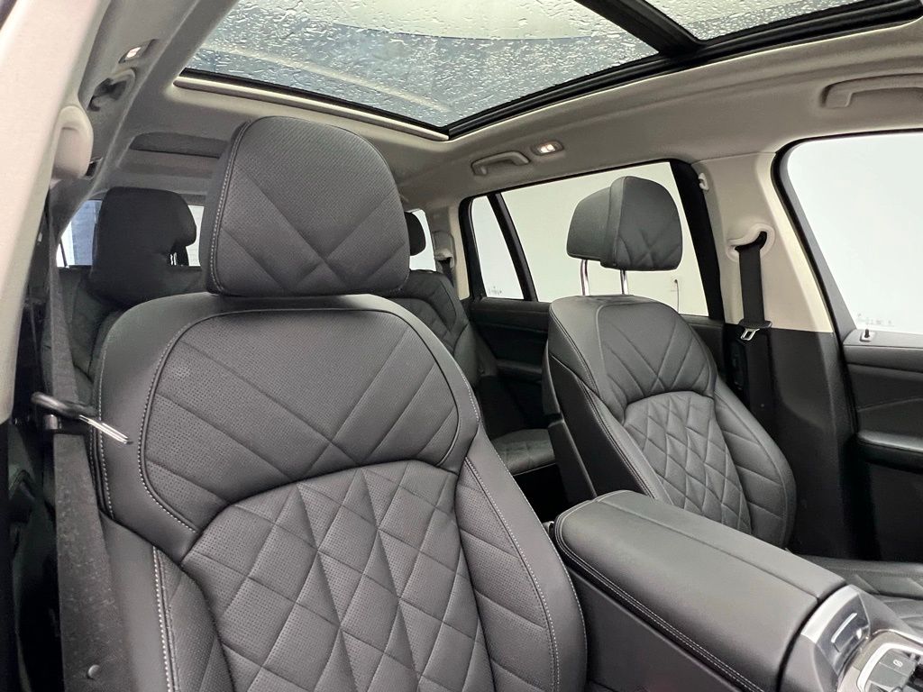 Thumbnail: 2025 BMW X7 - 7