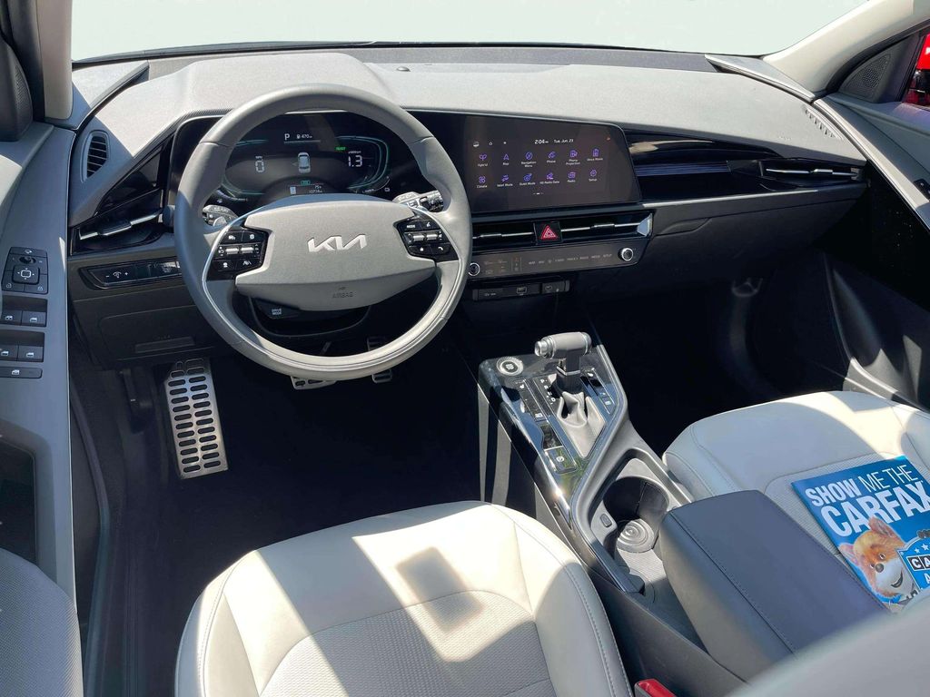 Certified Used 2025 Runway Red Kia EX Touring image 26