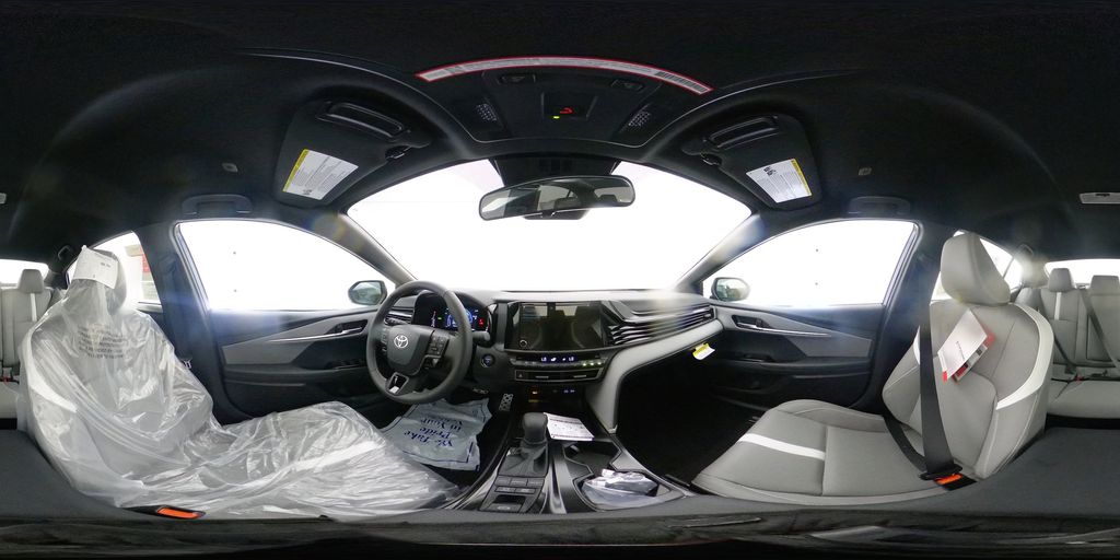 2025 Toyota Camry SE 3
