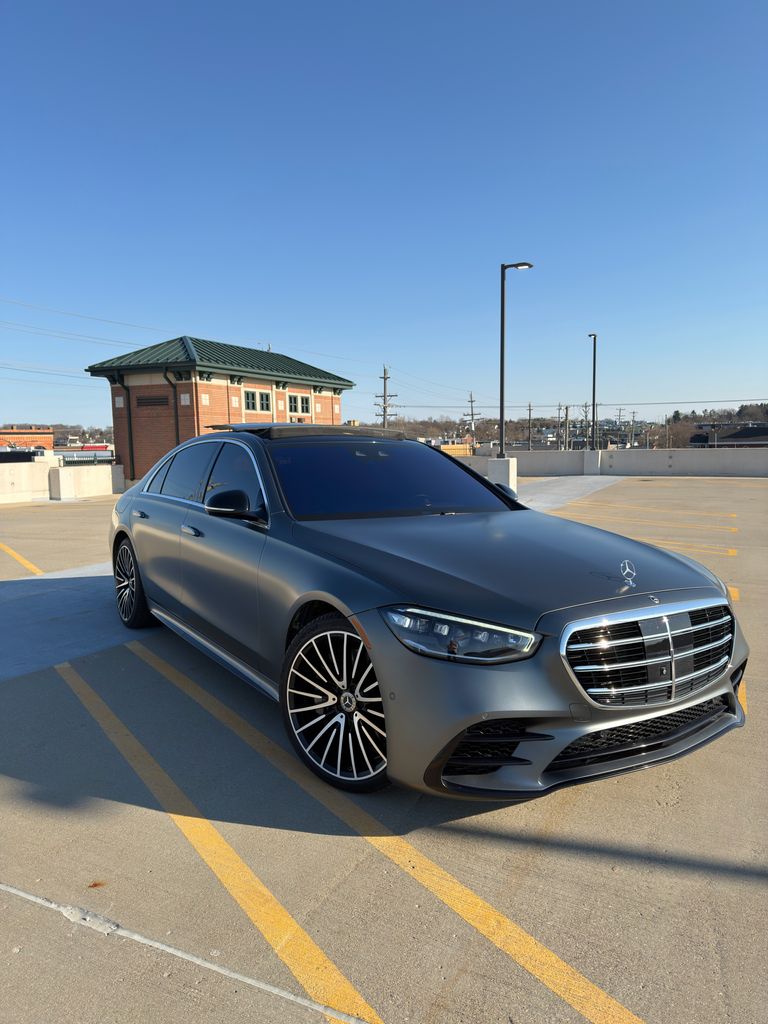 View vehicle photo 5
