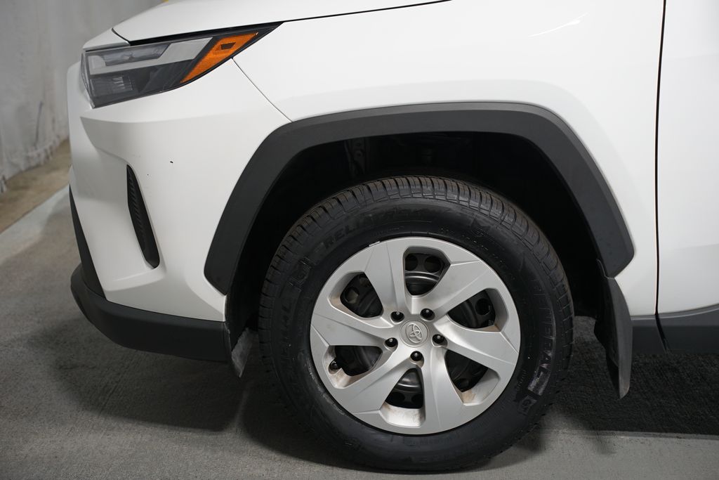 Thumbnail: 2024 Toyota RAV4 - 5