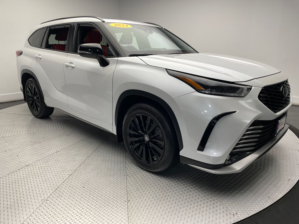 2024 Toyota Highlander XSE 3