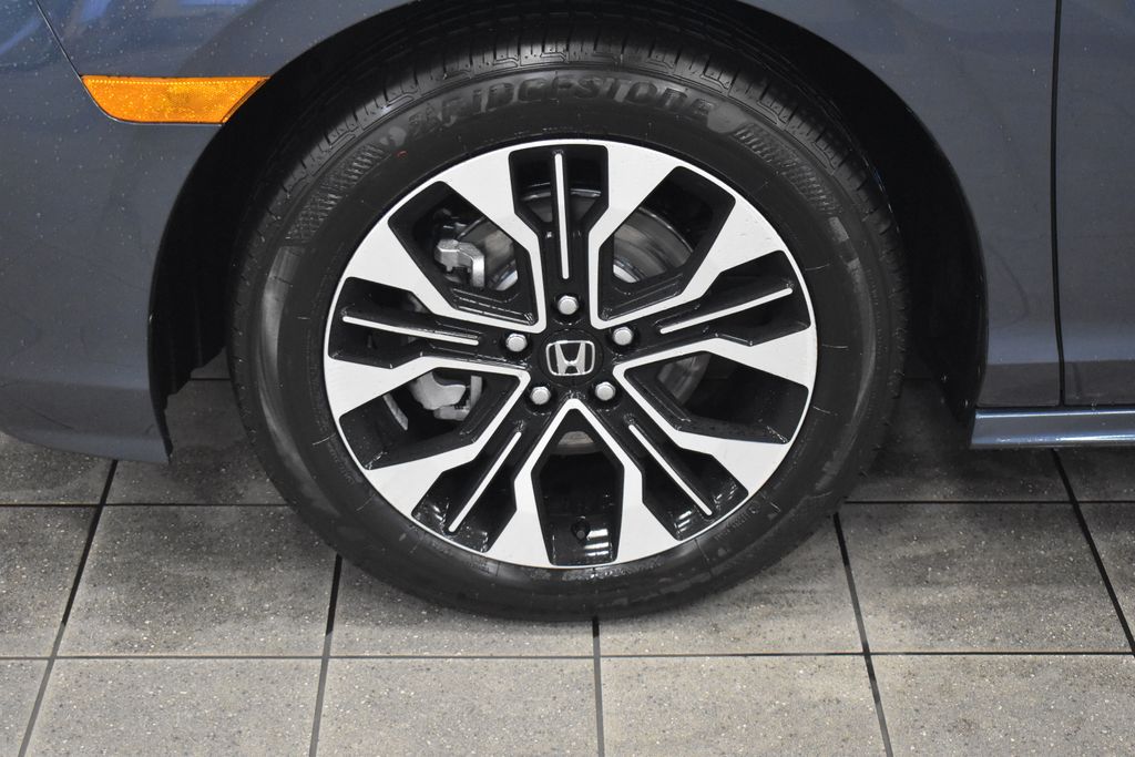 Thumbnail: 2026 Honda Odyssey - 7