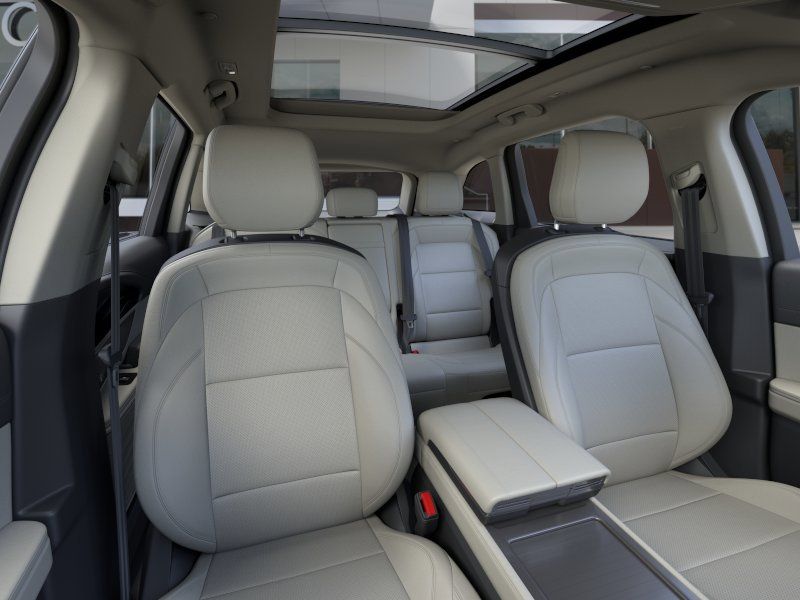 New 2026 Radiance Metallic Lincoln Premiere image 10