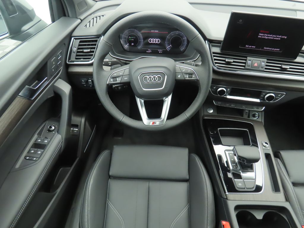 2025 Audi Q5  10