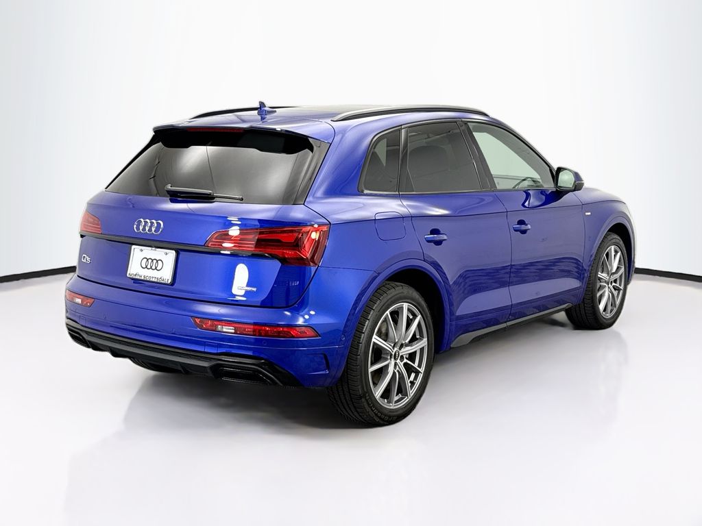 Thumbnail: 2022 Audi Q5 - 5