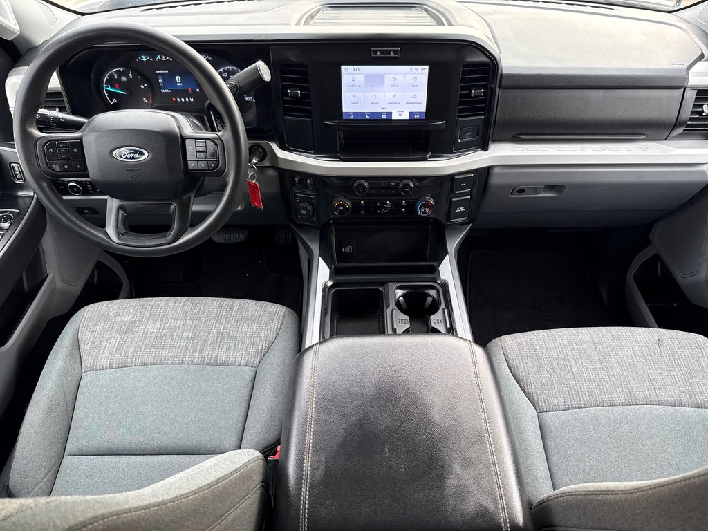Used 2025 Ford F-250SD Truck
