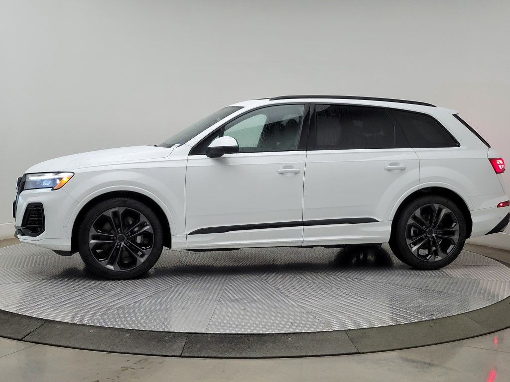 Thumbnail: 2026 Audi Q7 - 4