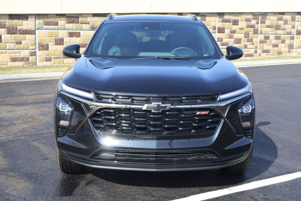 Thumbnail: 2026 Chevrolet Trax - 2