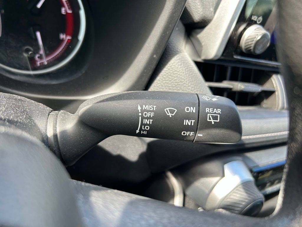 Thumbnail: 2024 Toyota RAV4 - 20