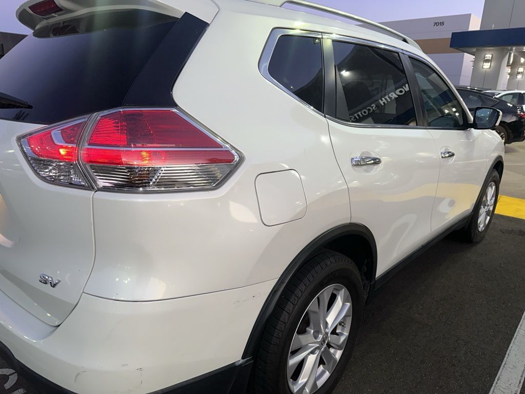 Thumbnail: 2015 Nissan Rogue - 5