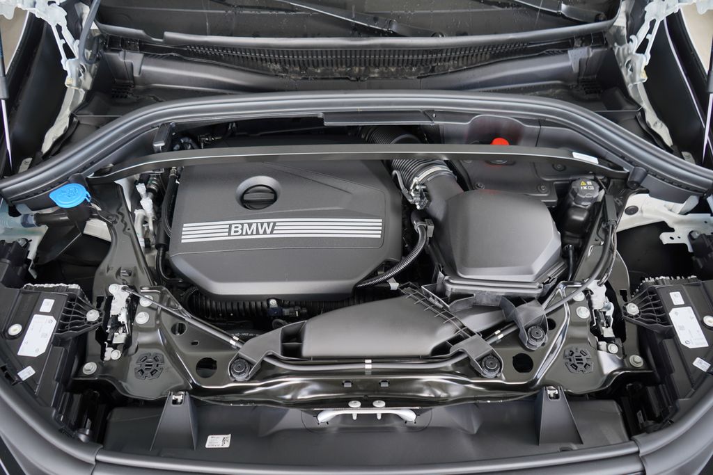 Thumbnail: 2026 BMW X1 - 20