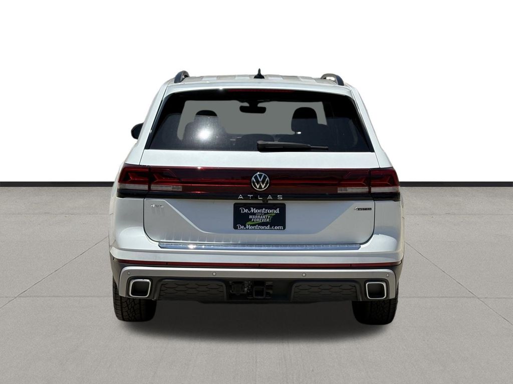 2024 Volkswagen Atlas 2.0T Peak Edition SEL White at DeMontrond Gulf Freeway
