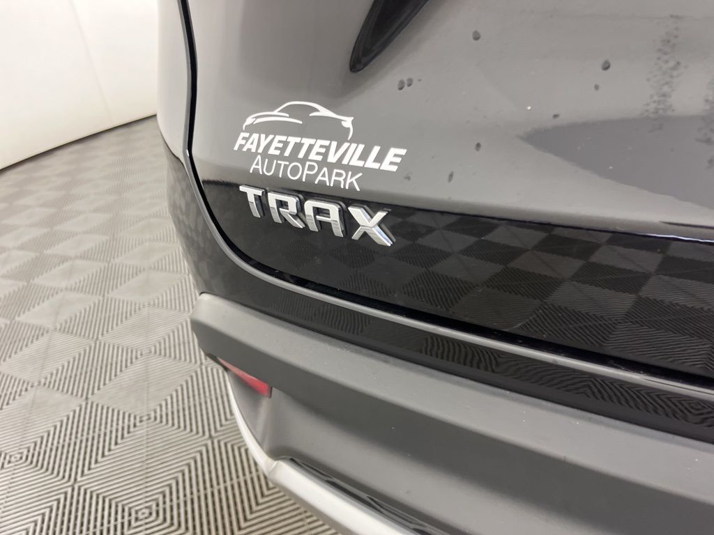 2024 Chevrolet Trax LT 3