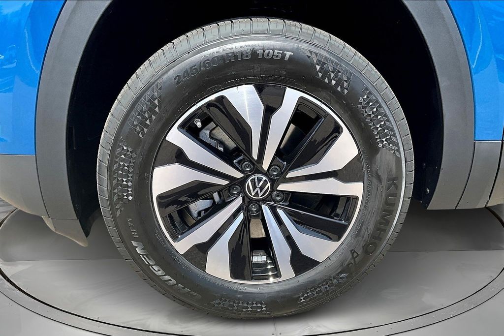 New 2026 Blue Volkswagen 2.0T SE image 12