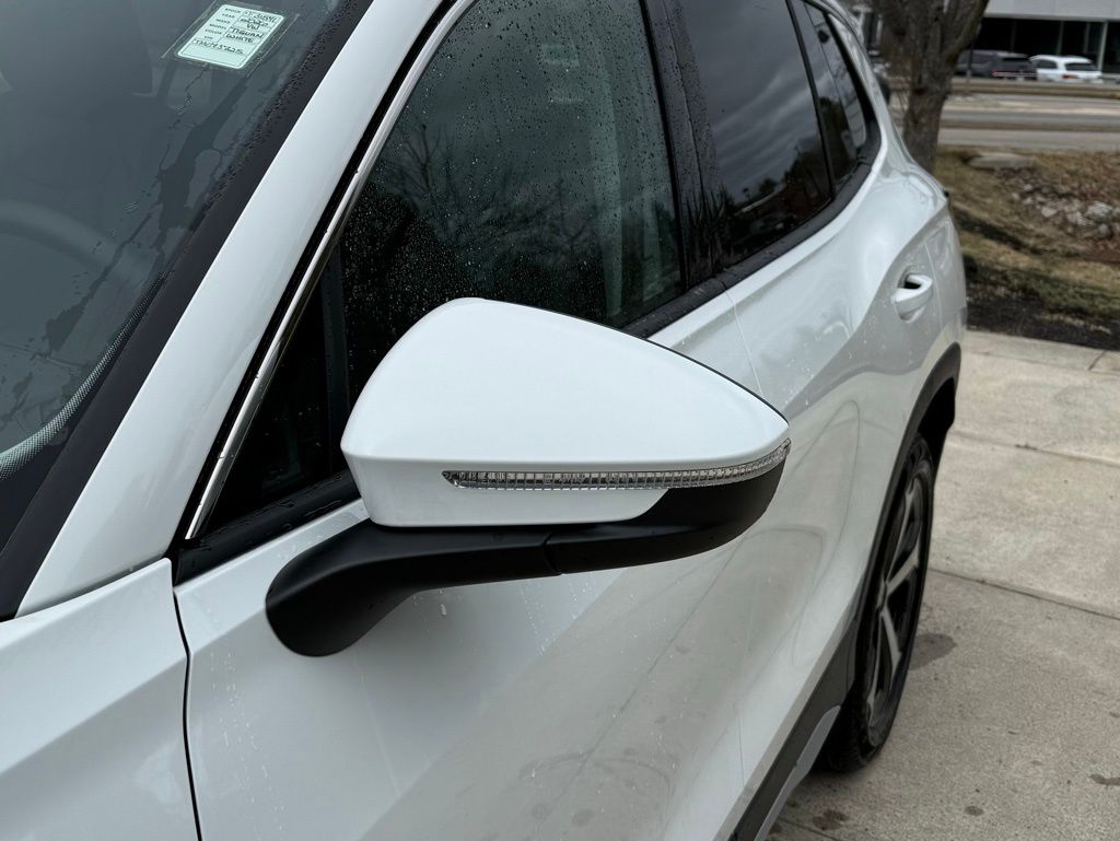 New 2026 White Volkswagen 2.0T SE image 10