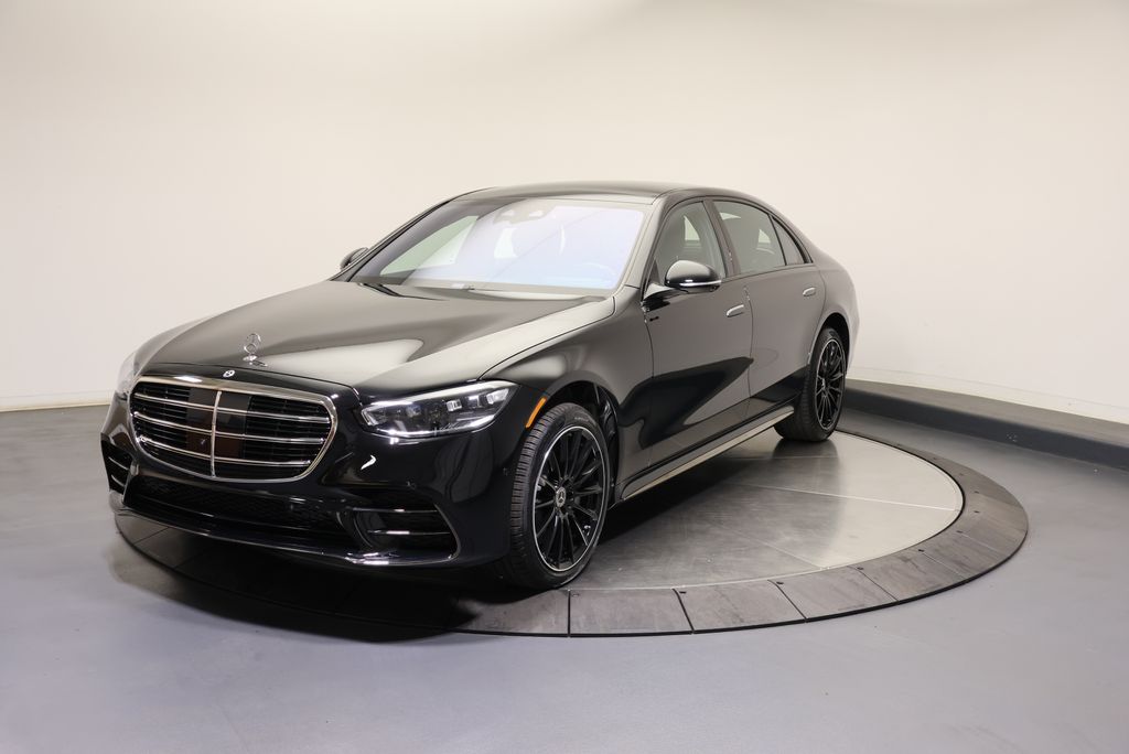 Thumbnail: 2026 Mercedes-Benz S-Class - 3