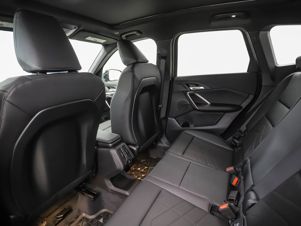 Thumbnail: 2026 BMW X1 - 21