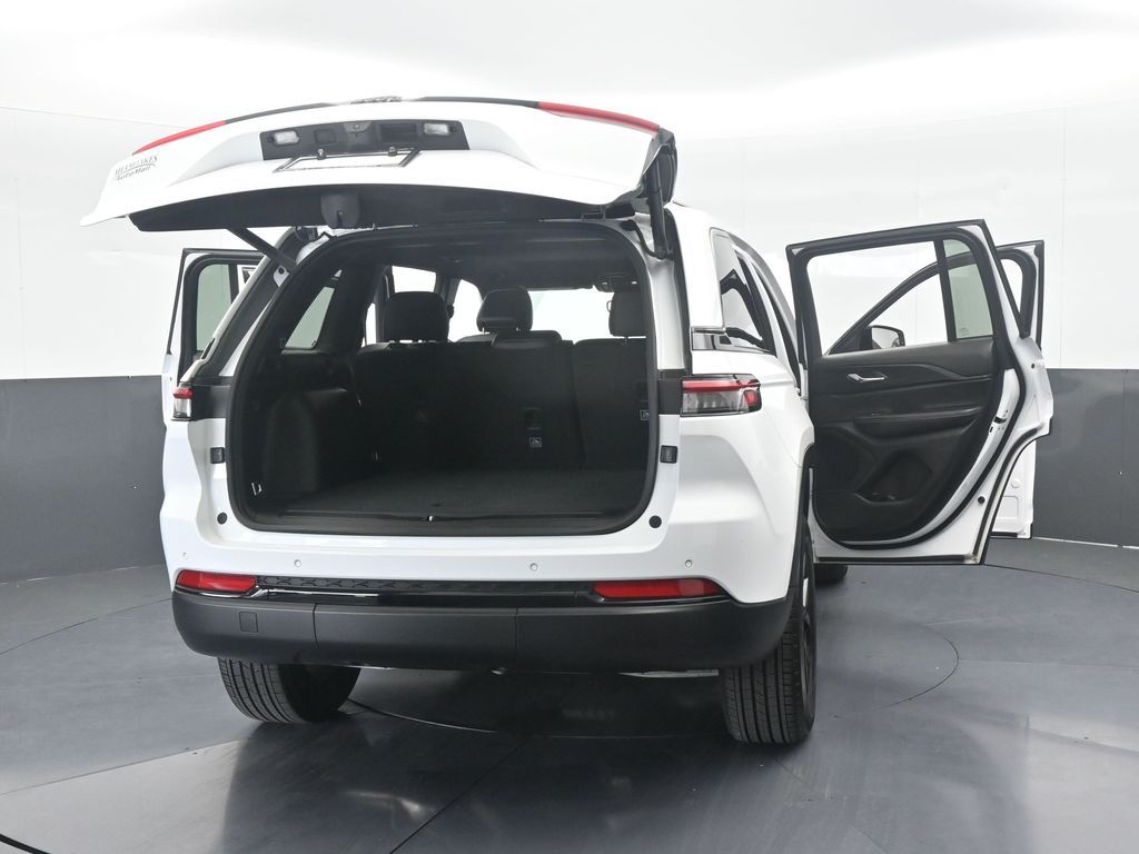 Used 2024 Bright White Clearcoat Jeep Altitude X image 80