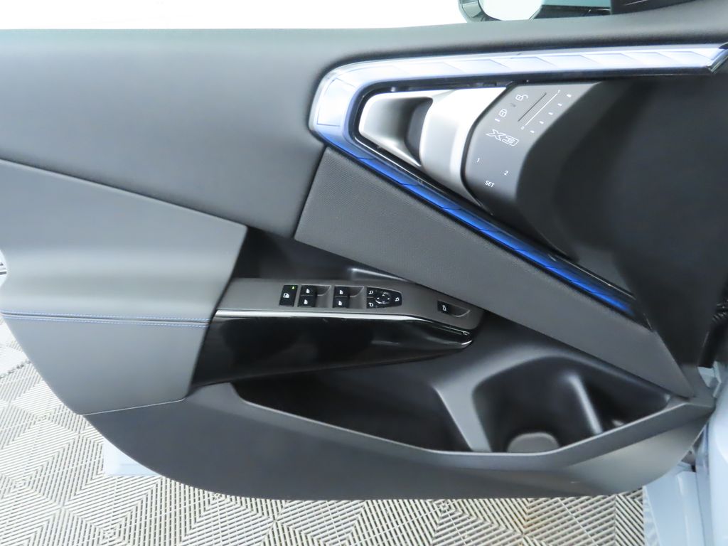 Thumbnail: 2026 BMW X3 - 25