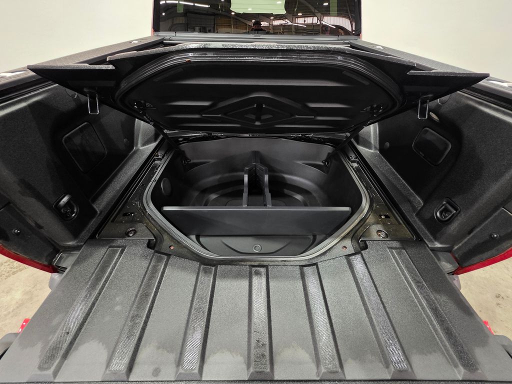 2025 Rivian R1T Adventure Dual Motor Standard Pack